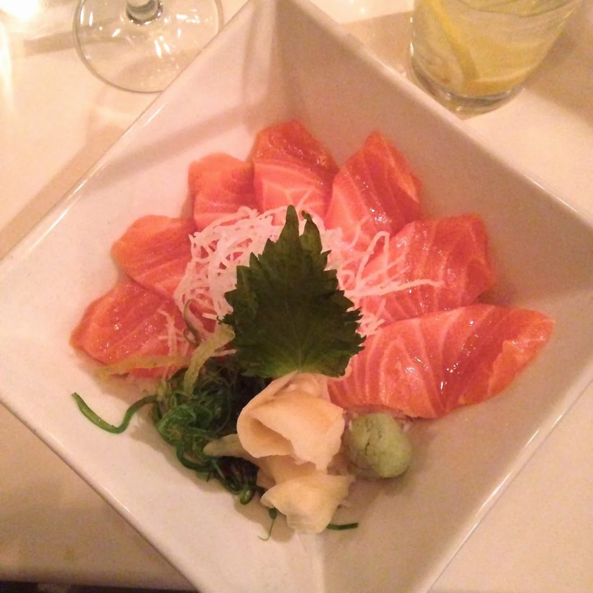 Restaurant / Doma: un restaurant japonais à Philadelphie