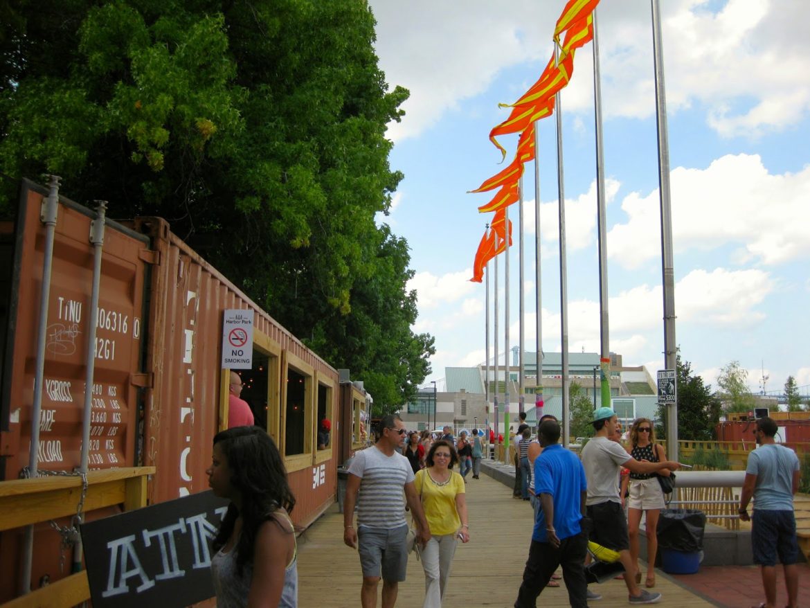 Spruce Street Harbor Park