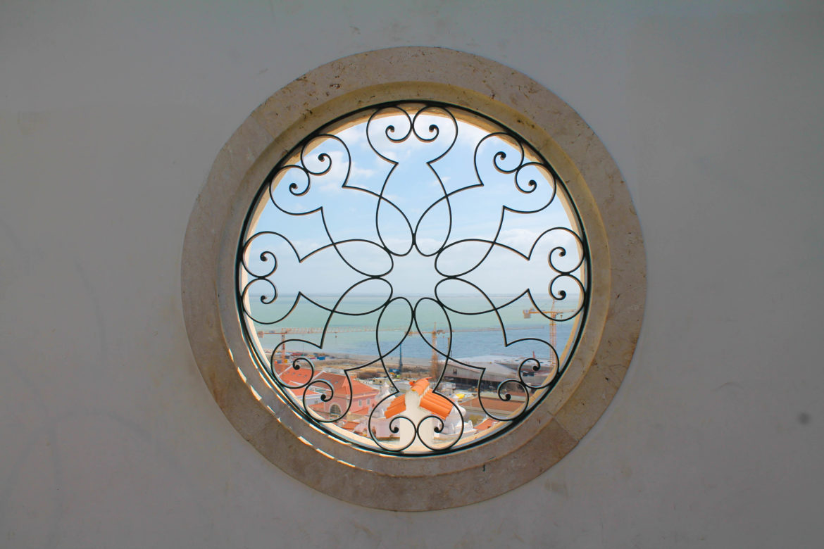 Alfama Portugal Window Santa Luzia